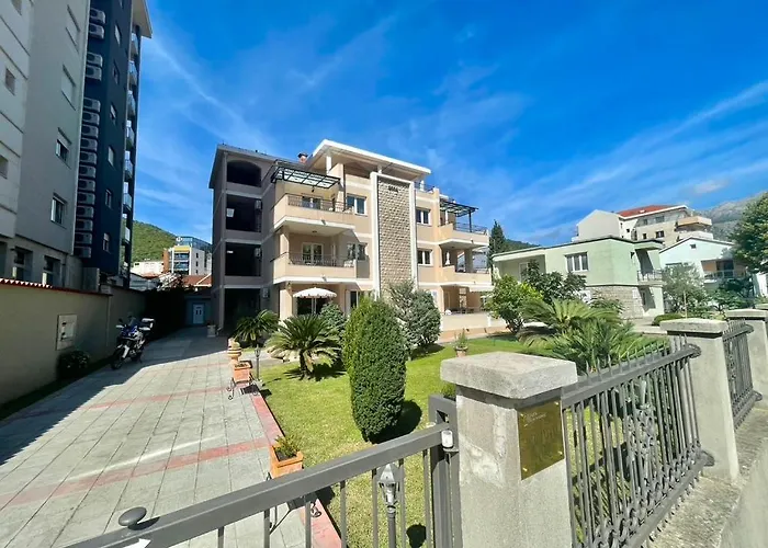 Guest House Racanovic Budva